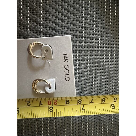 14K Solid Yellow Gold Bundle Of 2 Small Hoop Earrings Textured Dainty - Picture 5 of 12